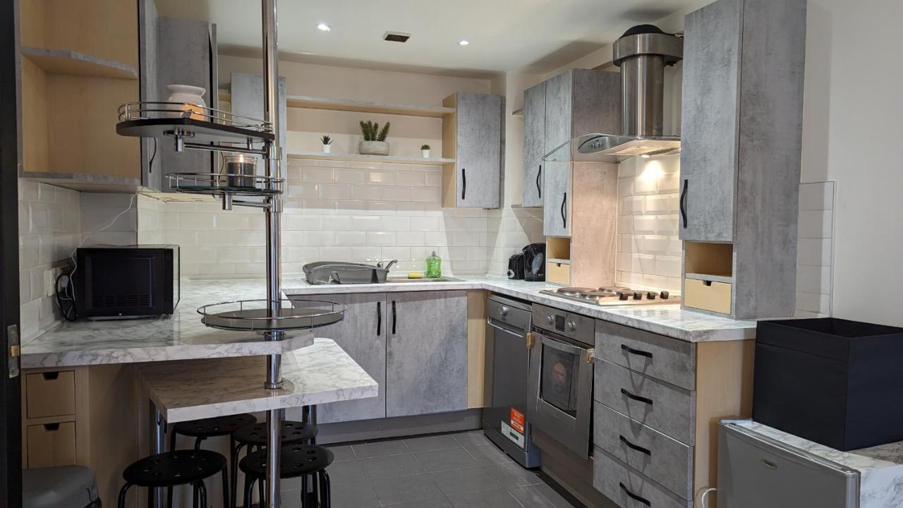 Jpg Theatre Suite - High Floor Mcr Luxe Apartment W Balcony Canal Views Mánchester Exterior foto
